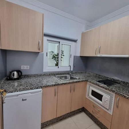 Suecia Lirio Apartment Лос Кристианос Екстериор снимка