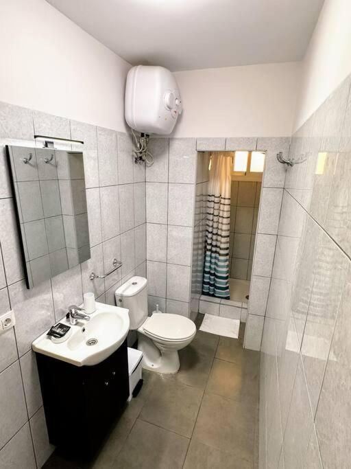 Suecia Lirio Apartment Лос Кристианос Екстериор снимка