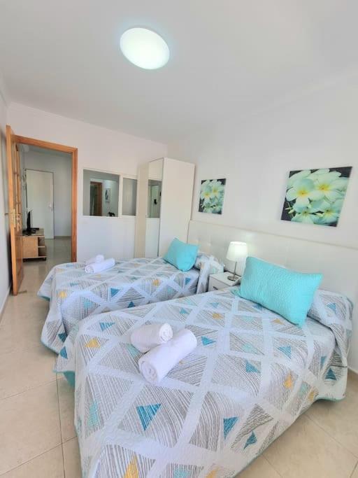 Suecia Lirio Apartment Лос Кристианос Екстериор снимка